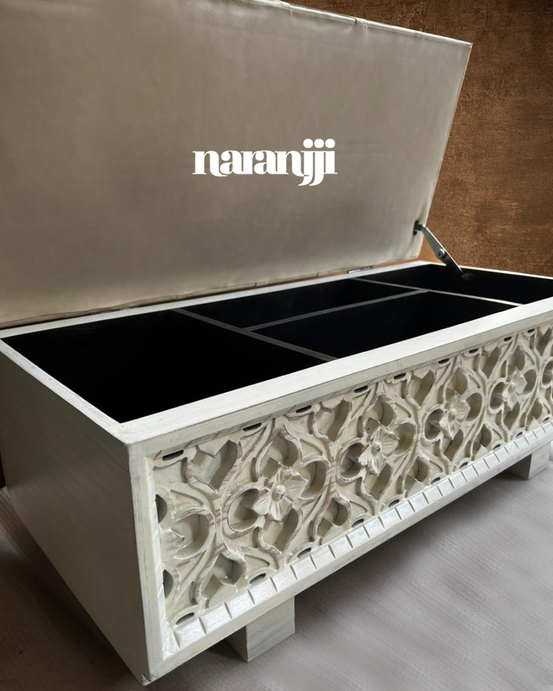 Motia Coffee table